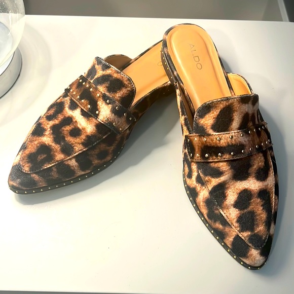 Leopard all the mulls - Picture 1 of 3